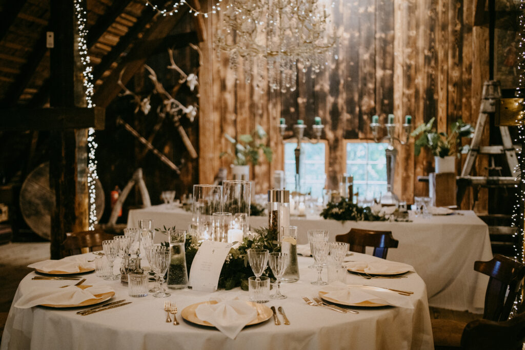 Romantische Atmosphäre Scheunenhochzeit